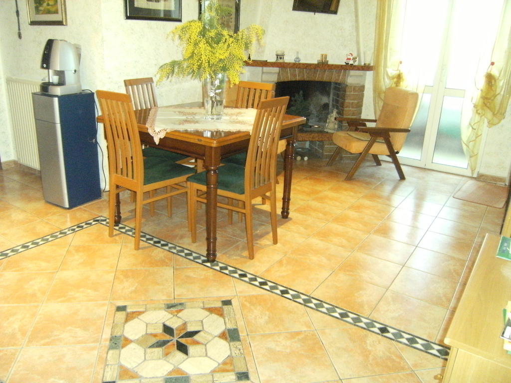 Emily Bed & Breakfast Stroncone ภายนอก รูปภาพ