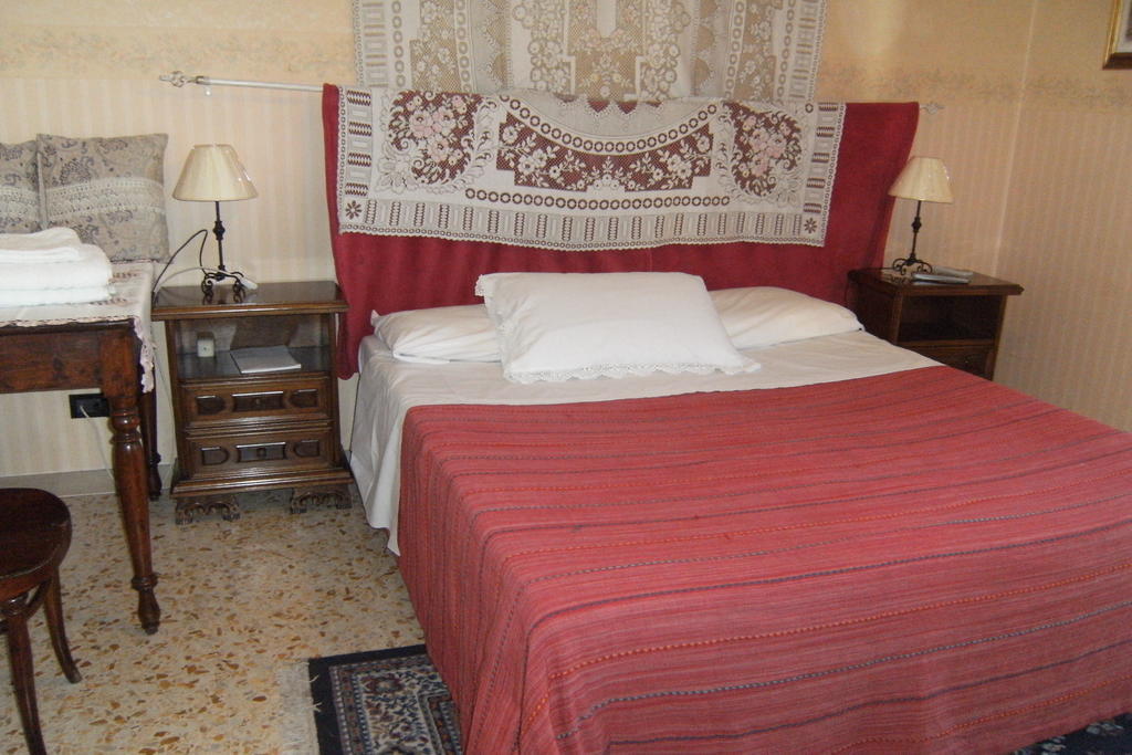 Emily Bed & Breakfast Stroncone ห้อง รูปภาพ